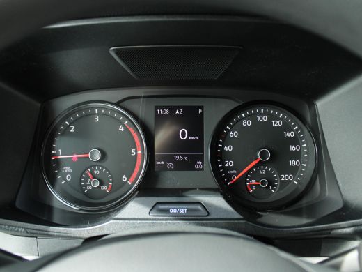 Volkswagen Crafter 35 2.0 TDI L4H3 177PK DSG Achteruitrijcamera, navigatie, park distance control, cruise control, a... ActivLease financial lease