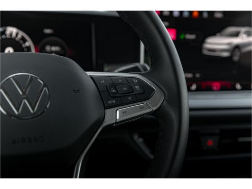 Volkswagen Tiguan 1.5 eHybrid Life Edition | Zwenkbare Trekhaak | Stoelverwarming | Navigatie ActivLease financial lease