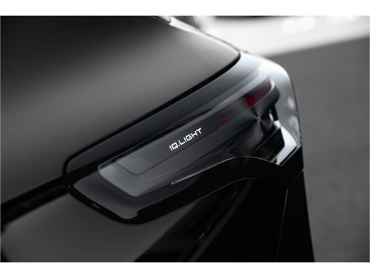 Volkswagen Tiguan 1.5 eHybrid Life Edition | Zwenkbare Trekhaak | Stoelverwarming | Navigatie ActivLease financial lease