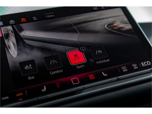 Volkswagen Tiguan 1.5 eHybrid Life Edition | Zwenkbare Trekhaak | Stoelverwarming | Navigatie ActivLease financial lease