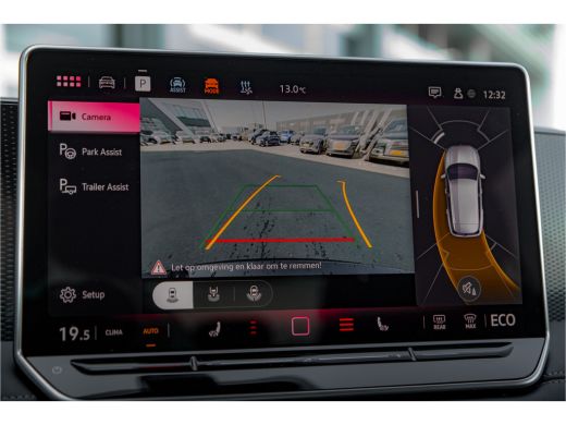 Volkswagen Tiguan 1.5 eHybrid Life Edition | Zwenkbare Trekhaak | Stoelverwarming | Navigatie ActivLease financial lease