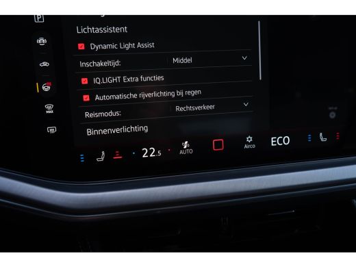 Volkswagen Touareg 3.0 TSI eHybrid 4MOTION / Puglia/ Luchtvering/ Standkachel/ Virtual Cockpit/ Trekhaak/ Panoramada... ActivLease financial lease