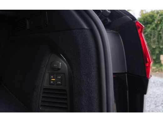 Volkswagen Touareg 3.0 TSI eHybrid 4MOTION / Puglia/ Luchtvering/ Standkachel/ Virtual Cockpit/ Trekhaak/ Panoramada... ActivLease financial lease