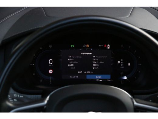 Volvo  V90 Cross Country Volvo 2.0 B6 AWD Pro | Luchtvering | Bowers&Wilkins | Trekhaak | 360 Camera ActivLease financial lease