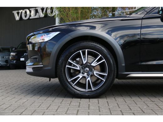 Volvo  V90 Cross Country Volvo 2.0 B6 AWD Pro | Luchtvering | Bowers&Wilkins | Trekhaak | 360 Camera ActivLease financial lease