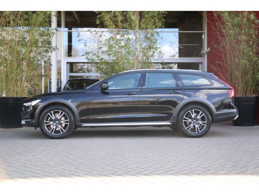 Volvo  V90 Cross Country Volvo 2.0 B6 AWD Pro | Luchtvering | Bowers&Wilkins | Trekhaak | 360 Camera ActivLease financial lease