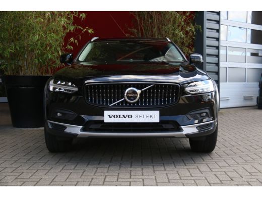 Volvo  V90 Cross Country Volvo 2.0 B6 AWD Pro | Luchtvering | Bowers&Wilkins | Trekhaak | 360 Camera ActivLease financial lease