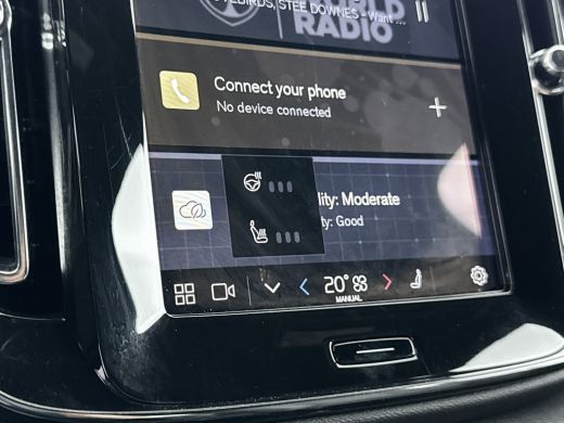 Volvo  XC40 B4 Plus Dark | Trekhaak | Elektrisch verstelbare stoelen | Harman Kardon | Adaptieve cruise | BLI... ActivLease financial lease