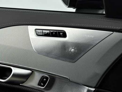 Volvo  XC90 2.0 T8 Recharge AWD Ultimate Dark | Bowers & Wilkins | Luchtvering | Trekhaak | Gelamineerd glas ... ActivLease financial lease