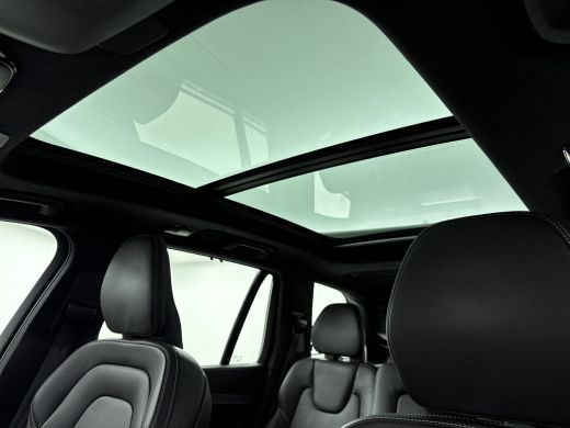 Volvo  XC90 2.0 T8 Recharge AWD Ultimate Dark | Bowers & Wilkins | Luchtvering | Trekhaak | Gelamineerd glas ... ActivLease financial lease
