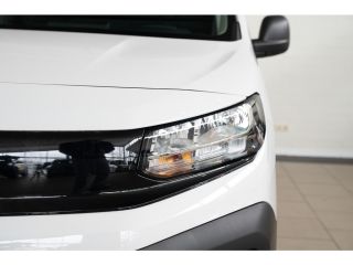 Opel Combo 1.5 BlueHDi 130 S&S L1 | Automaat | Multimedia 10" | Camera | Vloer | Parkeersensoren | | Multime...
