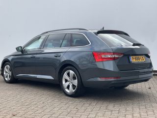 Skoda Superb Combi 2.0 TDI Business Edition Plus Automaat Carplay Nav/Cam Digitale-Cockpit!