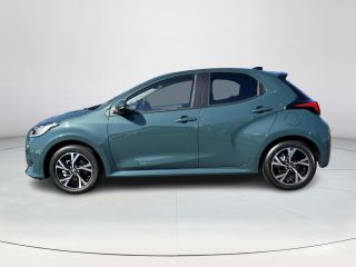 Toyota Yaris 1.5 Hybrid 115 Dynamic | Comfort Pack | Forest green metallic | Nieuw uit voorraad leverbaar |