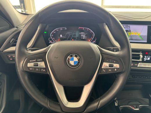 BMW 1-serie BMW 118i Executive Edition ActivLease financial lease