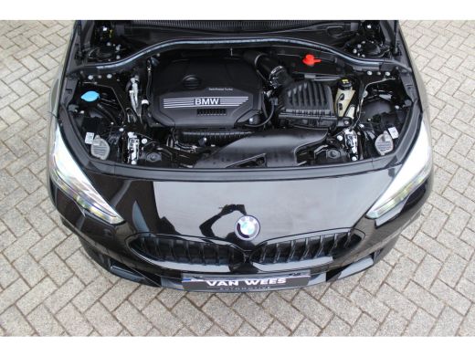 BMW 2 Serie Gran Coupé 218i F44 Corporate High Executive | 1e eigenaar | NL auto | LED | DAB | Carplay | 17 i... ActivLease financial lease