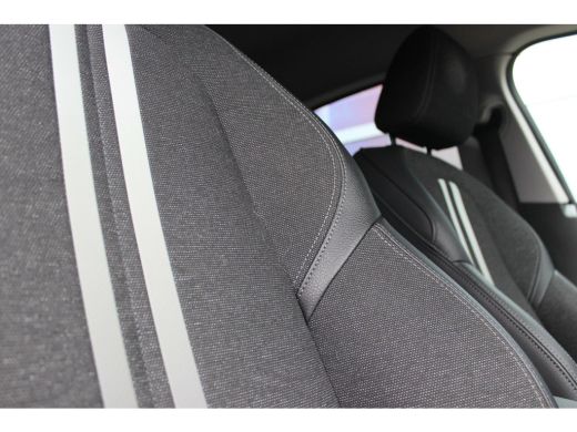 BMW 2 Serie Gran Coupé 218i F44 Corporate High Executive | 1e eigenaar | NL auto | LED | DAB | Carplay | 17 i... ActivLease financial lease