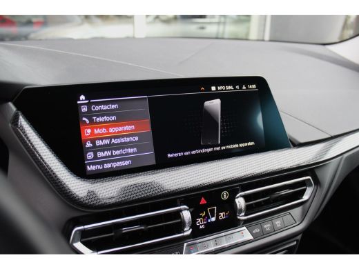 BMW 2 Serie Gran Coupé 218i F44 Corporate High Executive | 1e eigenaar | NL auto | LED | DAB | Carplay | 17 i... ActivLease financial lease