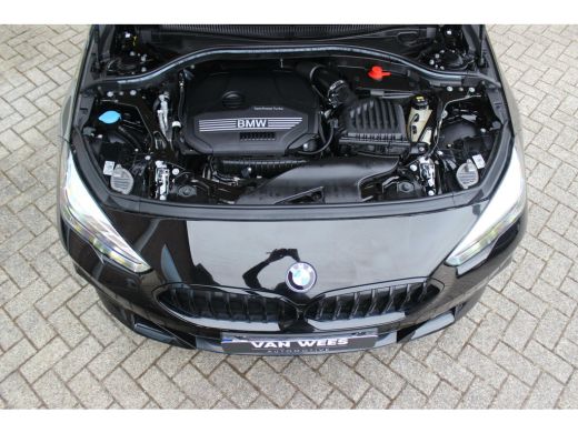 BMW 2 Serie Gran Coupé 218i F44 Corporate High Executive | 1e eigenaar | NL auto | LED | DAB | Carplay | 17 i... ActivLease financial lease