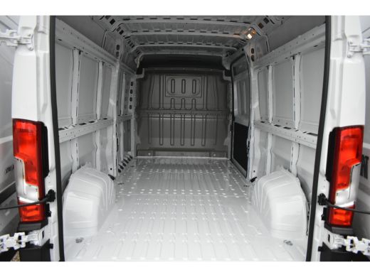Fiat Ducato 2.2 MultiJet 140 pk S&S L3H2 3.3t € 7.225,- Voorraad Voordeel | Pakket Techno Plus | Pakket Works... ActivLease financial lease