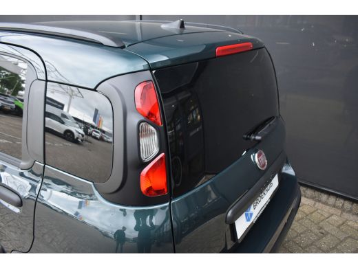 Fiat Panda 1.0 Hybrid Pandina | Voorraad-Actie!  | Navigatie By App | Apple Carplay | Android Auto | Cruise ... ActivLease financial lease