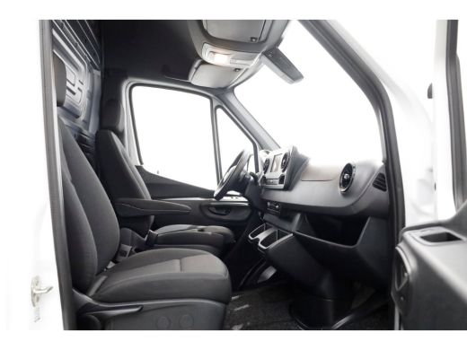 Mercedes Sprinter 215 CDI 150pk L2H2 9G Automaat Airco/CarPlay 12-2022 ActivLease financial lease