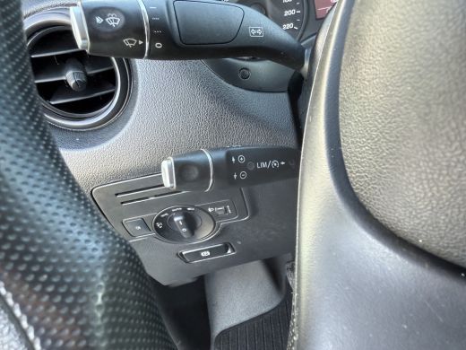 Mercedes Vito 114 CDI 136 PK / L3H1 / 1e EIG. / TREKHAAK / AIRCO / CRUISE / NETTE BUS ActivLease financial lease