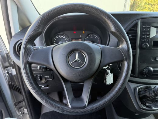 Mercedes Vito 114 CDI 136 PK / L3H1 / 1e EIG. / TREKHAAK / AIRCO / CRUISE / NETTE BUS ActivLease financial lease