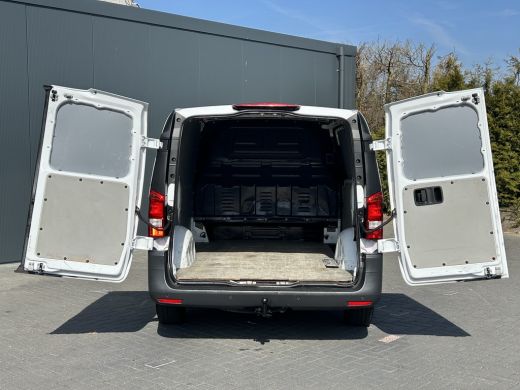 Mercedes Vito 116 CDI 164 PK / L2H1 / 1e EIG. / AIRCO / NAVI / CRUISE / TREKHAAK / CAMERA ActivLease financial lease