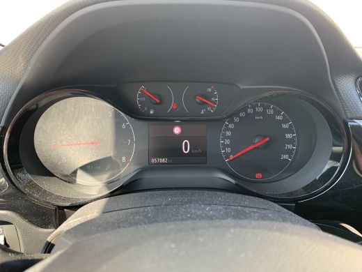 Opel Corsa Opel 1.2 Edition Airco | Cruise Control | Navi By App | PDC Achter | ActivLease financial lease