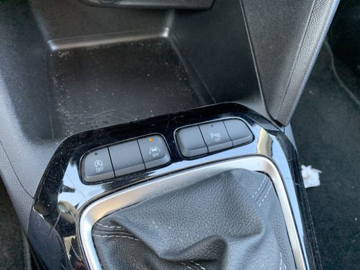 Opel Corsa Opel 1.2 Edition Airco | Cruise Control | Navi By App | PDC Achter | ActivLease financial lease