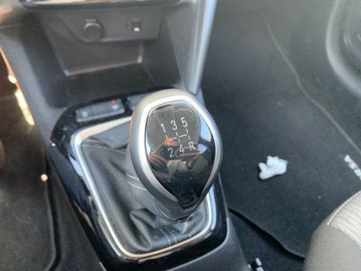 Opel Corsa Opel 1.2 Edition Airco | Cruise Control | Navi By App | PDC Achter | ActivLease financial lease