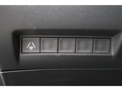Peugeot 2008 1.2 PureTech 130 GT ActivLease financial lease