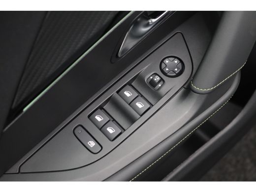 Peugeot 2008 1.2 PureTech 130 GT ActivLease financial lease