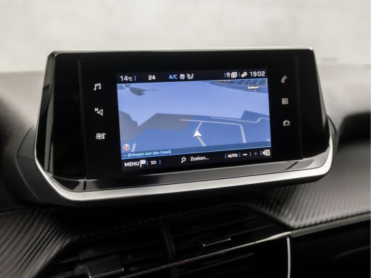 Peugeot 2008 1.2 PureTech Sport (APPLE CARPLAY, GROOT NAVI, LED KOPLAMPEN, GETINT GLAS, SPORTSTOELEN, CRUISE, ... ActivLease financial lease