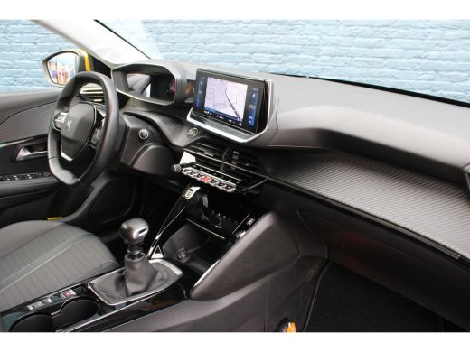 Peugeot 208 Peugeot 5drs 1.2 PureTech 100pk Allure | Navigatie | Apple Carplay | 3D Instrumenetenpaneel | ActivLease financial lease