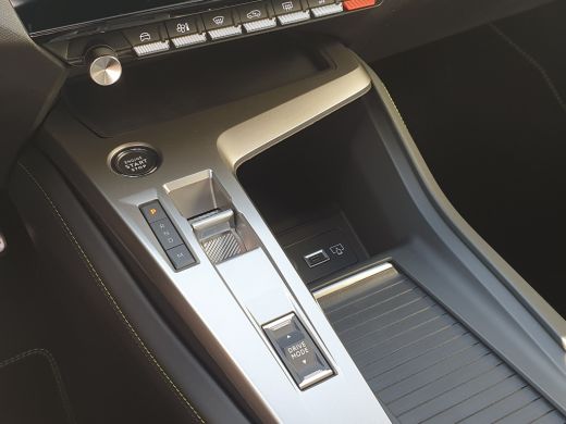 Peugeot 408 Hybrid 145 e-DCS6 GT | 19" lichtmetalen velgen 'GRAPHITE' | Adaptieve cruise control | Climate co... ActivLease financial lease