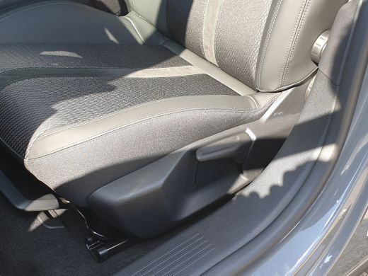 Peugeot 408 Hybrid 145 e-DCS6 GT | 19" lichtmetalen velgen 'GRAPHITE' | Adaptieve cruise control | Climate co... ActivLease financial lease