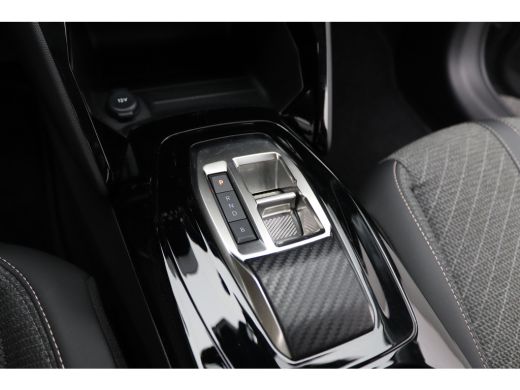Peugeot e-208 EV Style 50 kWh | Achterruitverwarming | Apple Carplay/Android Auto|telefoonintegratie premium | ... ActivLease financial lease