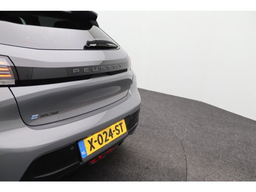 Peugeot e-208 EV Style 50 kWh | Achterruitverwarming | Apple Carplay/Android Auto|telefoonintegratie premium | ... ActivLease financial lease