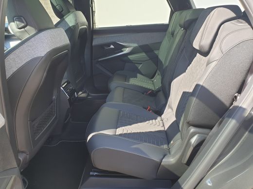 Peugeot E-5008 GT Avantage 73 kWh | Achterstoelen verwarmd | Apple Carplay/Android Auto|telefoonintegratie premi... ActivLease financial lease