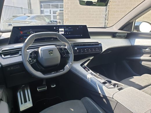 Peugeot E-5008 GT Avantage 73 kWh | Achterstoelen verwarmd | Apple Carplay/Android Auto|telefoonintegratie premi... ActivLease financial lease
