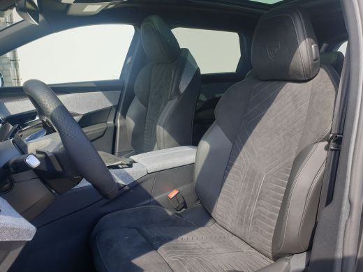 Peugeot E-5008 GT Avantage 73 kWh | Achterstoelen verwarmd | Apple Carplay/Android Auto|telefoonintegratie premi... ActivLease financial lease