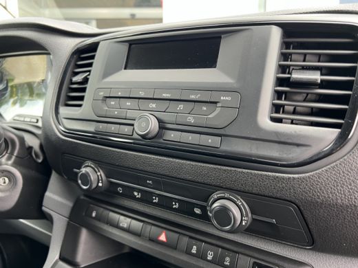 Peugeot Expert 2.0 BlueHDI 180 Standard Premium | Cruise control | Regensensor | Stof/kunstlederen bekleding ActivLease financial lease