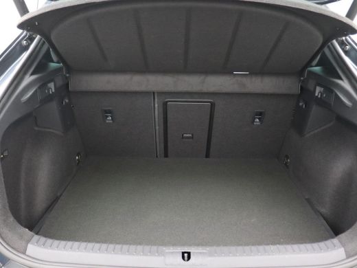 Seat Formentor 1.4 e-Hybrid VZ Performance 245PK DSG full led, trekhaak, side assist, panoramadak, elek. bedienb... ActivLease financial lease