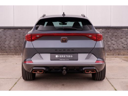 Seat Formentor 1.4 e-Hybrid VZ Performance Elek. Trekhaak | Camera | LED | Navi | Sfeerverl. Carplay | Blind Spot ActivLease financial lease