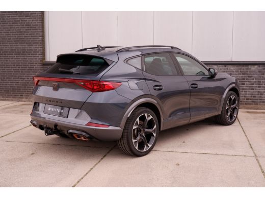 Seat Formentor 1.4 e-Hybrid VZ Performance Elek. Trekhaak | Camera | LED | Navi | Sfeerverl. Carplay | Blind Spot ActivLease financial lease