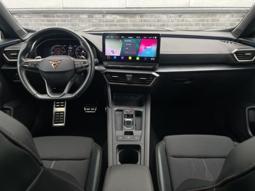 Seat Formentor 1.4 e-Hybrid VZ Performance Elek. Trekhaak | Camera | LED | Navi | Sfeerverl. Carplay | Blind Spot ActivLease financial lease