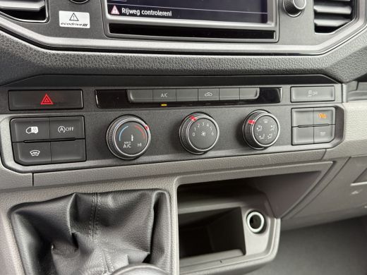 Volkswagen Crafter 35 2.0 TDI HIGHLINE+ / L3H3 / 2x SCHUIFDEUR / 1e EIG. / AIRCO / CRUISE / NAVI / CAMERA / DAB ActivLease financial lease