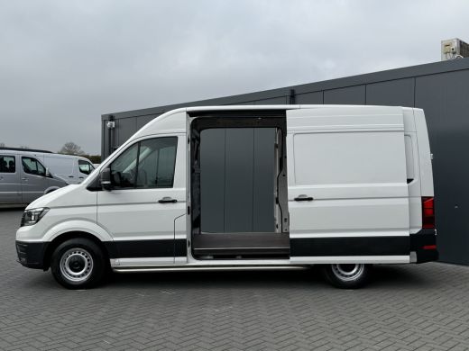 Volkswagen Crafter 35 2.0 TDI HIGHLINE+ / L3H3 / 2x SCHUIFDEUR / 1e EIG. / AIRCO / CRUISE / NAVI / CAMERA / DAB ActivLease financial lease