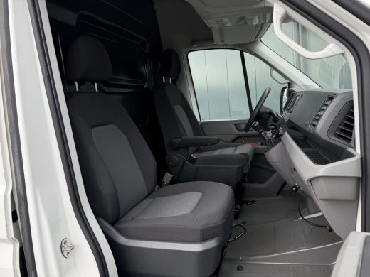 Volkswagen Crafter 35 2.0 TDI HIGHLINE+ / L3H3 / 2x SCHUIFDEUR / 1e EIG. / AIRCO / CRUISE / NAVI / CAMERA / DAB ActivLease financial lease